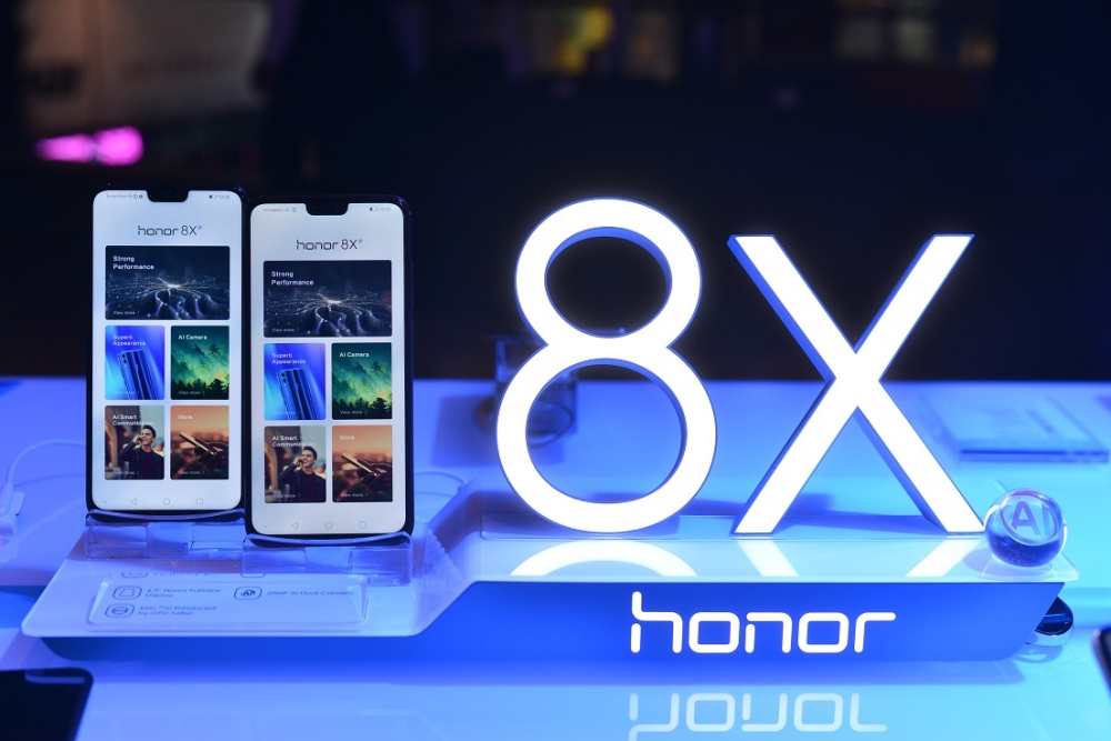ออเนอร์เปิดตัวสมาร์ทโฟนประสิทธิภาพเหนือชั้นรุ่นใหม่ล่าสุด HONOR 8X