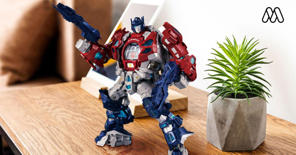 G-Shock x Transformers รุ่นพิเศษรวมร่างกับ Optimus Prime ฉลองครบรอบ 35 ปี