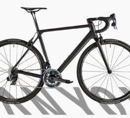 จักรยานคาร์บอนไฟเบอร์ EVO ของ Canyon คือนิยามใหม่ของการสร้างจักรยานที่มีน้ำหนักเบา