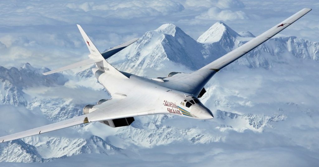 เก่าแต่เก๋า Tu-160 Bomber ฉายา “หงส์ขาว” เครื่องบินทิ้งระเบิดรัสเซีย มรดกจากสงครามเย็นที่ถือว่าเป็นเครื่องบินทิ้งระเบิดที่ดีที่สุดในโลก