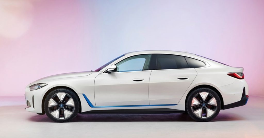 เผย BMW i4 สปอร์ตซีดานพลังไฟฟ้า ทรงพลังและสวยงามเหนือกาลเวลา