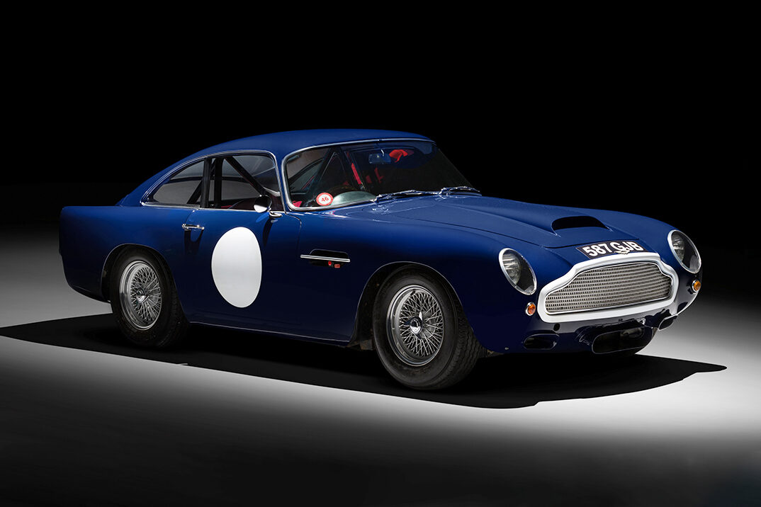 Aston Martin DB4 GT Lightweight ปี 1960 ที่หายากเป็นพิเศษคันนี้พร้อมขายแล้ว