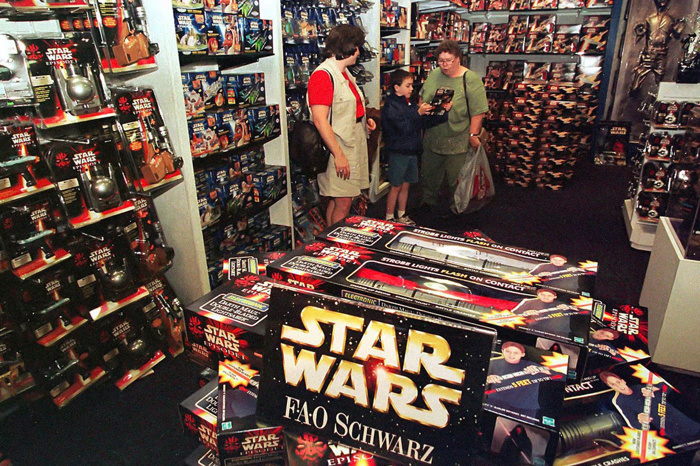 การประมูลสะสมของเล่นวินเทจ ‘Star Wars’ ในราคาเกือบ 400,000 USD