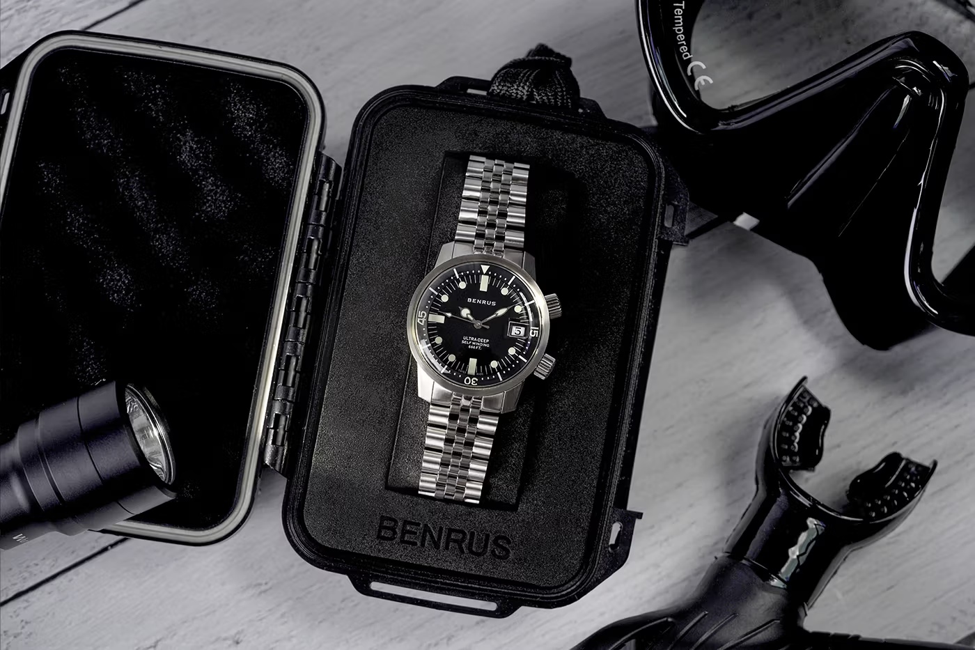 BENRUS เปิดตัวนาฬิกาดำน้ำลึก Ultra-Deep แบบคลาสสิกอีกครั้ง
