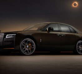 Black Badge Ghost รุ่นลิมิเต็ดของ Rolls-Royce ได้รับแรงบันดาลใจจากสุริยุปราคา